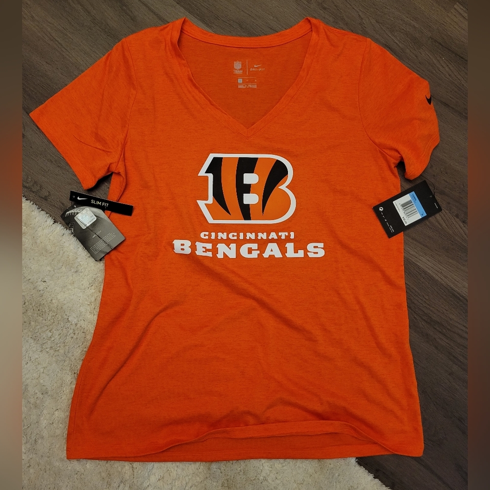 NWT Dry fit Women's Bengals Tshirt